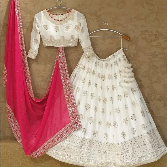 designer dresses used Used Designer Evening Gowns - 34 For Sale on 1stDibs